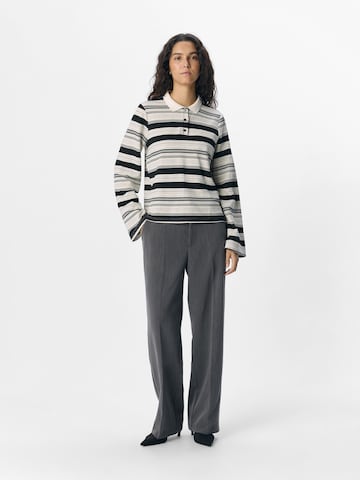 T-shirt OBJECT en gris