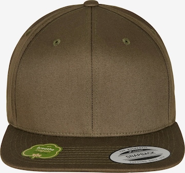 Șapcă de la Flexfit pe verde