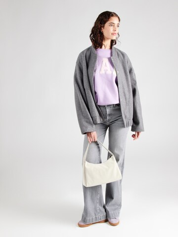 GAP Sweatshirt 'HERITAGE' in Lila