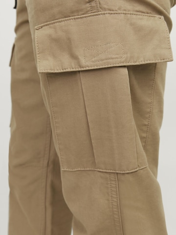 Loosefit Pantalon cargo JACK & JONES en marron