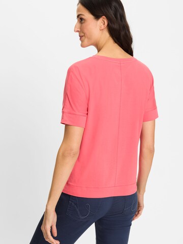 Olsen T-Shirt mit gestickter Blume auf Brusthöhe in Pink