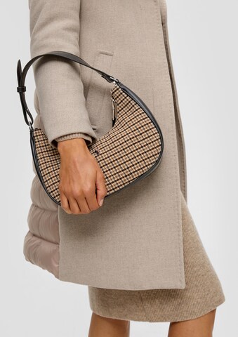 s.Oliver Shoulder Bag in Beige