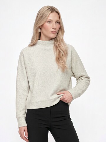 Rich & Royal Pullover in Weiß