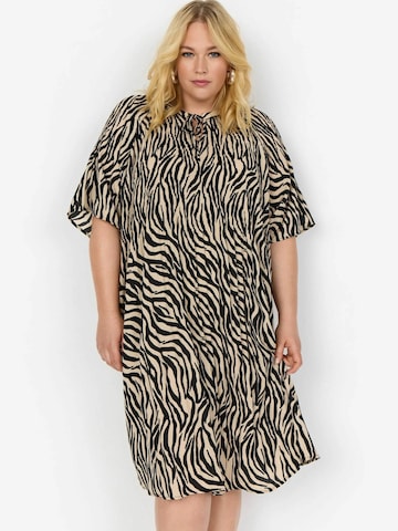Robe 'Liona' Wasabi Concept en noir : devant