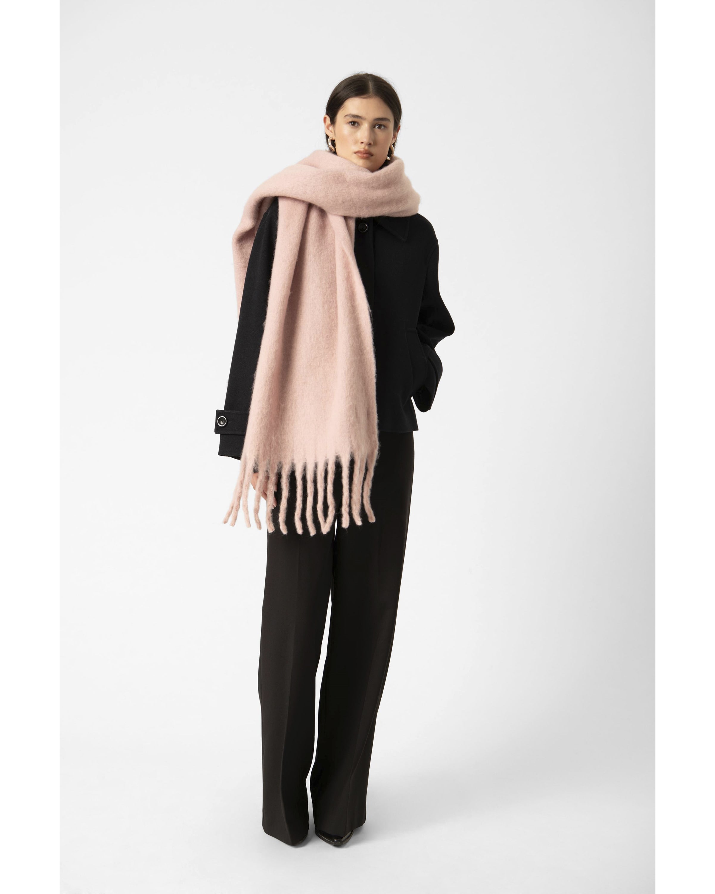 SOAKED IN LUXURY Sjaal 'SLHinya' in Roze: voorkant