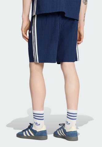 ADIDAS ORIGINALS Loosefit Kalhoty 'Resort' – modrá