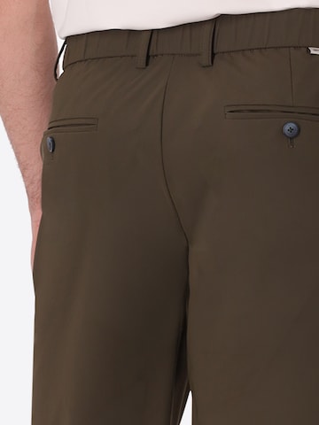 Loosefit Pantalon chino 'T. Active' Distretto12 en vert