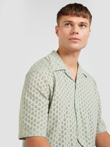 TOPMAN Comfort Fit Hemd in Grün