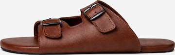 Ahinsa shoes Sandale in Braun: Vorderseite