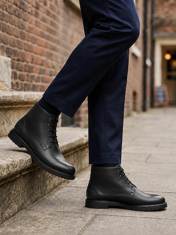 ALLTHEMEN Chukka Boots 'Zeit' in Black