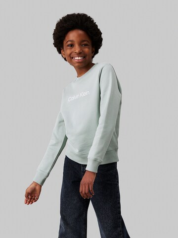 Sweat Calvin Klein Jeans en vert : devant