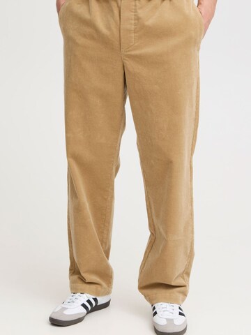 Regular Pantalon chino !Solid en beige : devant