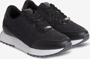 Calvin Klein Sneaker in Grau