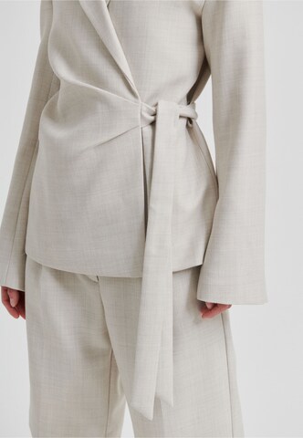 SECOND FEMALE Blazer in Beige