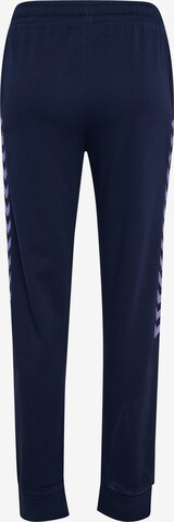 Hummel Tapered Sporthose in Blau