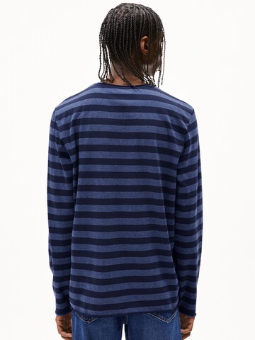 T-Shirt ARMEDANGELS en bleu