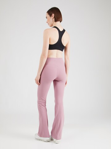 Flared Pantaloni sportivi 'ZENVY' di NIKE in lilla