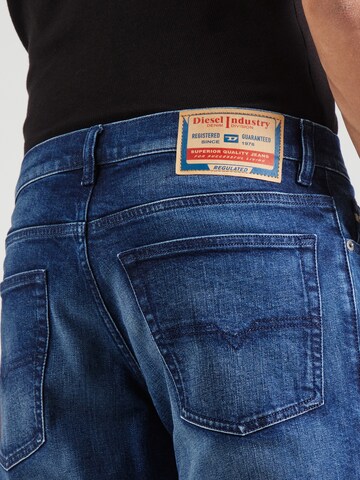 DIESEL Regular Jeans '2023 D-FINITIVE' in Blue