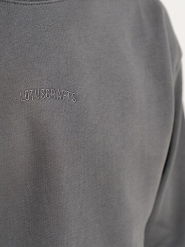 LOTUSCRAFTS Sportsweatshirt 'FEND'‌‌‌‌ in Grau