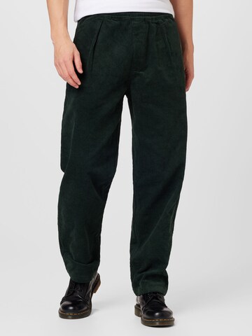 HUF Loose fit Pleat-front trousers in Green: front