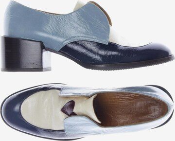 Chie Mihara Flats & Loafers in 38,5 in Blue: front