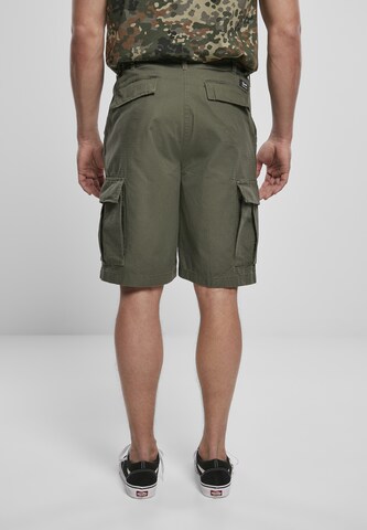 Largi Pantaloni de la Brandit pe verde