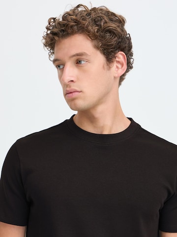 T-Shirt ' CFNILO ' Casual Friday en noir