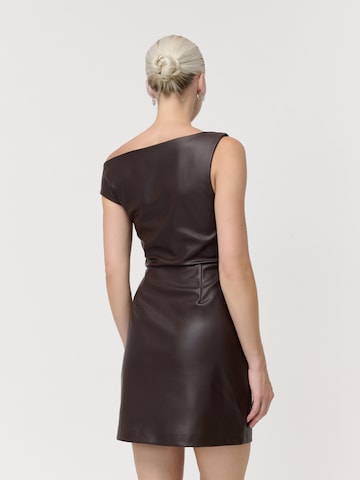 Robe 'Judith' LeGer by Lena Gercke en marron