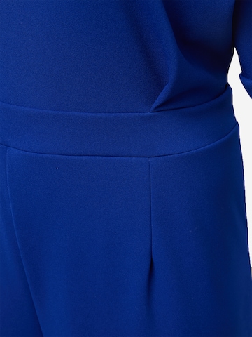 TFNC Plus - Jumpsuit en azul