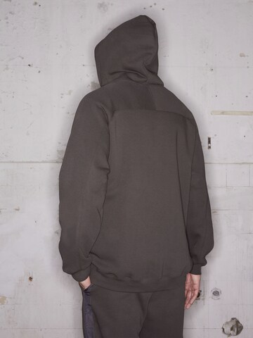 ABOUT YOU x Rewinside Hoodie 'Marco' in Grau