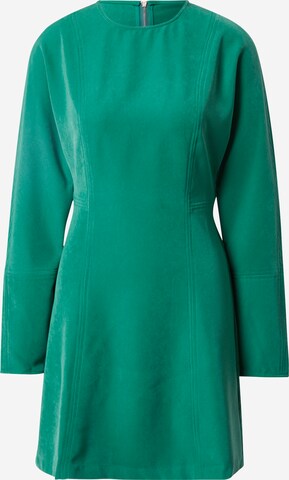 Robe Warehouse en vert : devant