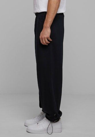 Urban Classics Loose fit Trousers in Black
