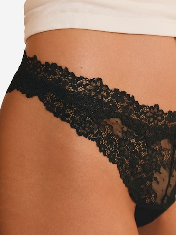ETAM String 'Emma' in Schwarz