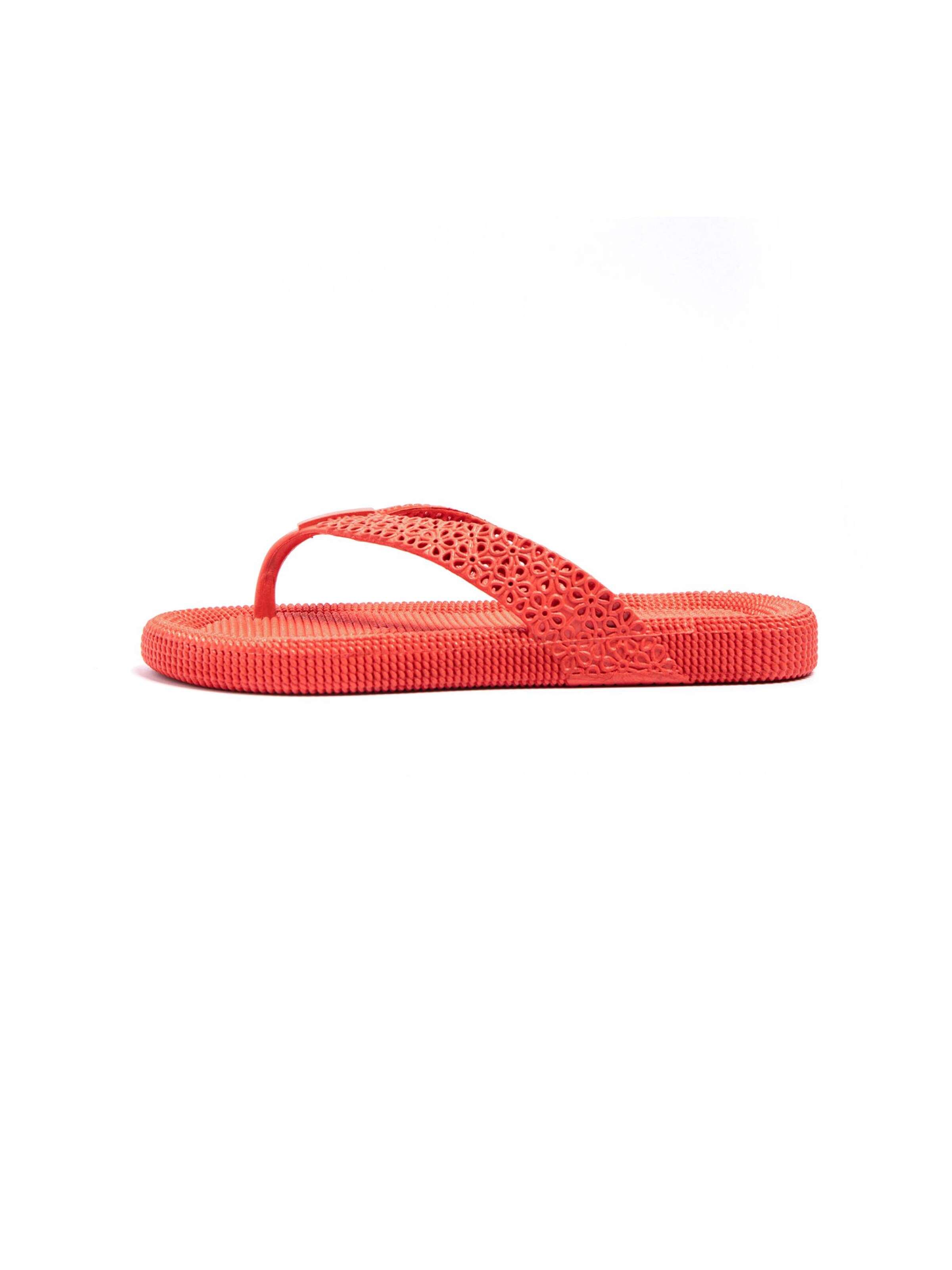 Brasileras T-bar sandals 'Flopee' in Red: front