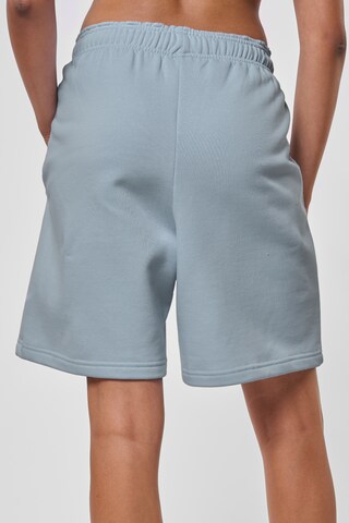 Alife and Kickin Loosefit Shorts 'MarsAK' in Blau