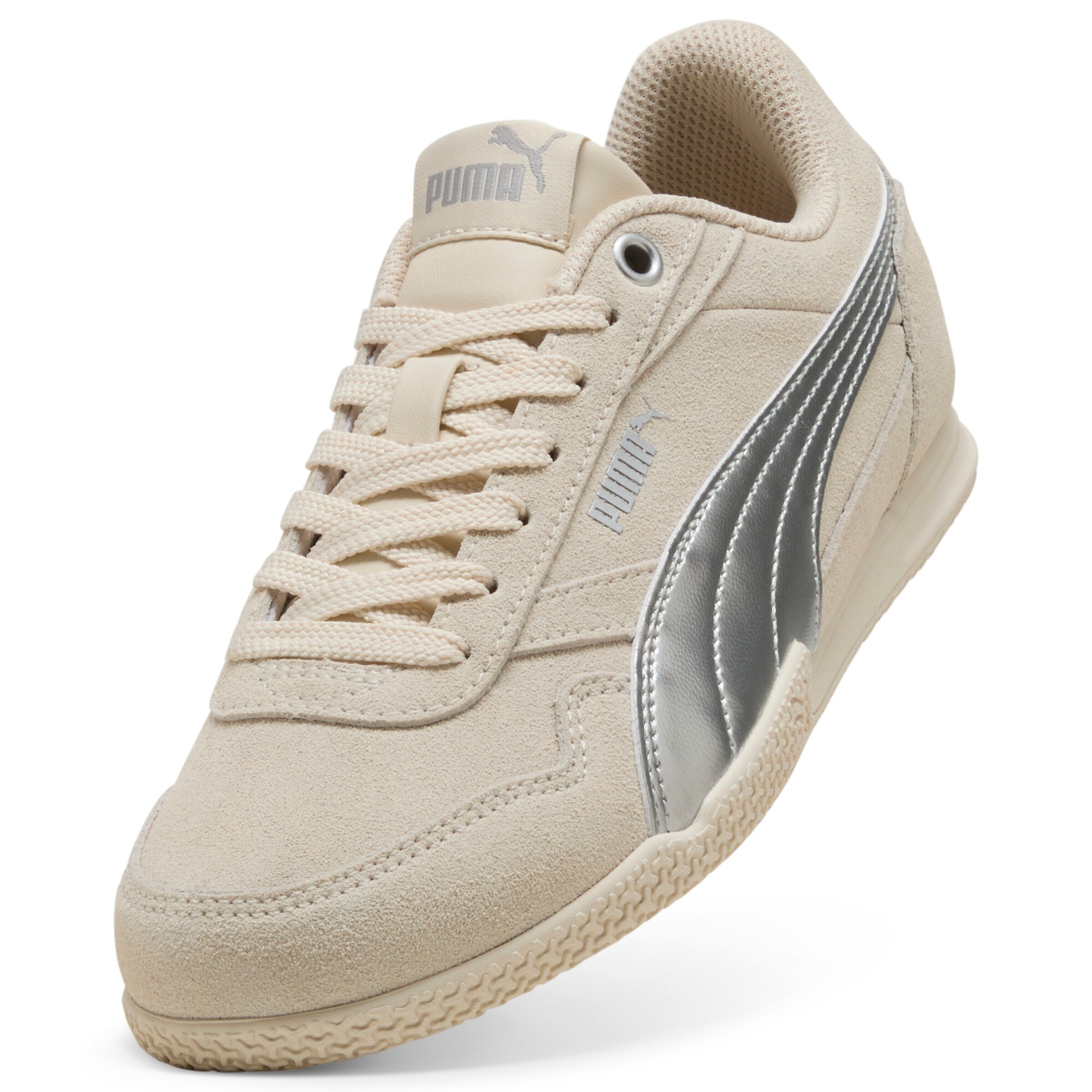 PUMA Sneakers in Beige