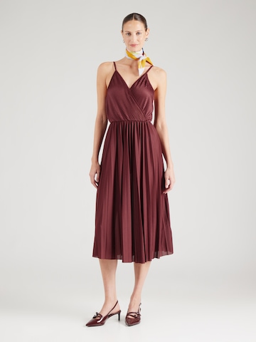 Robe 'Claire' ABOUT YOU en marron : devant