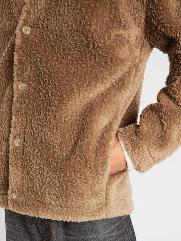 WEEKDAY Between-season jacket 'Cody' in Brown