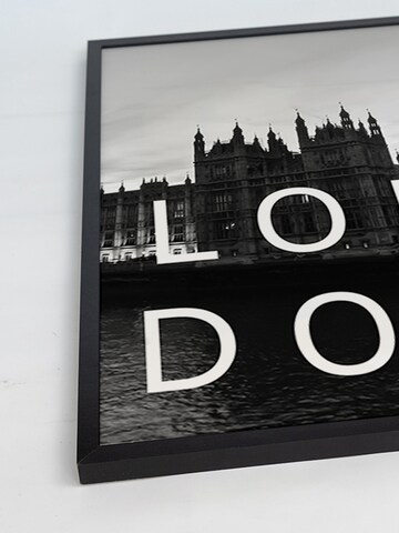 Liv Corday Image 'London City' in Black