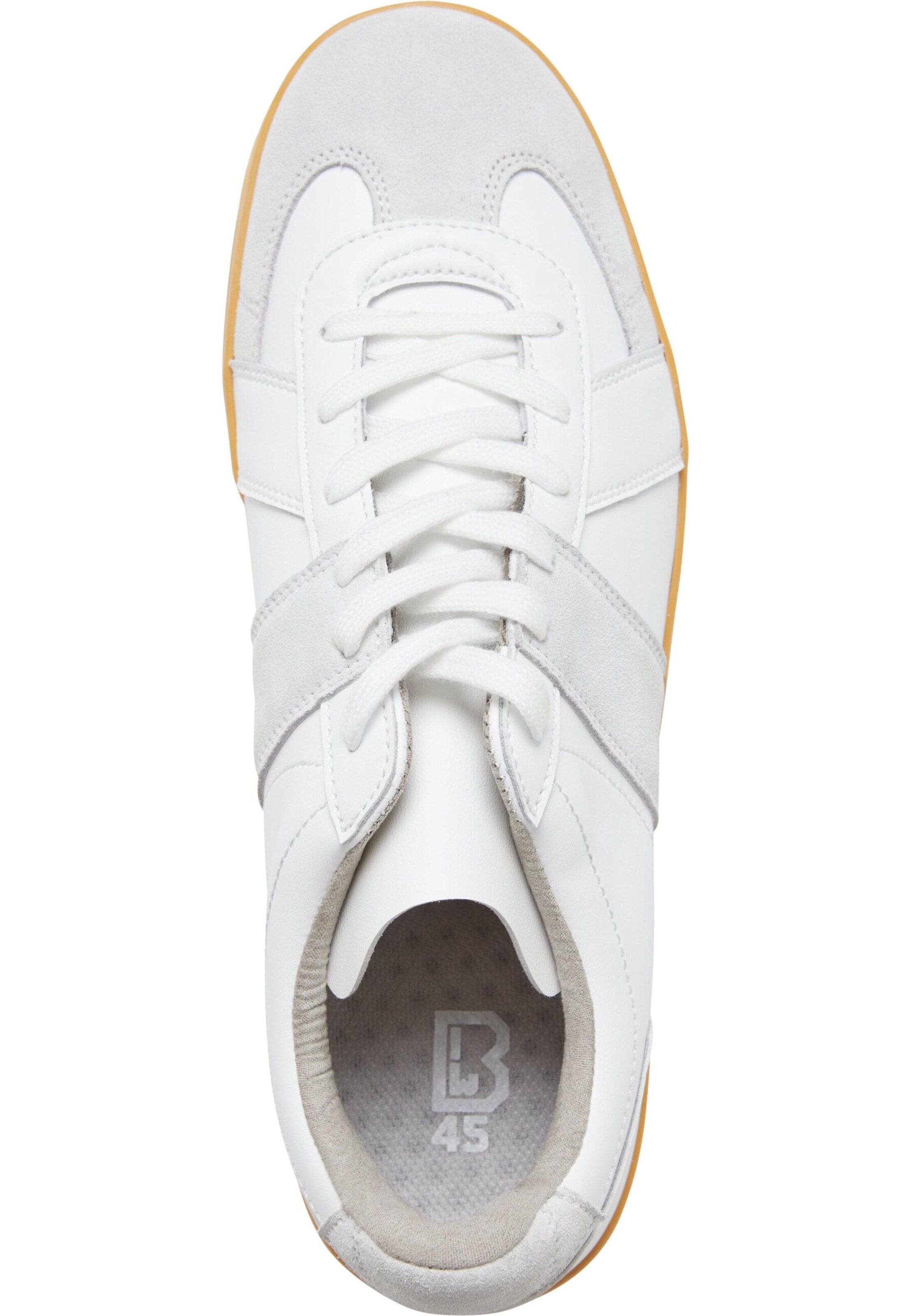Brandit Sneakers in White