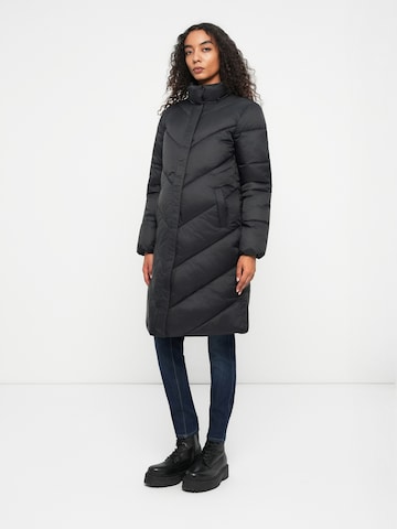 Only Maternity Mantel 'OLMMAMA ACALA' in Schwarz: Vorderseite