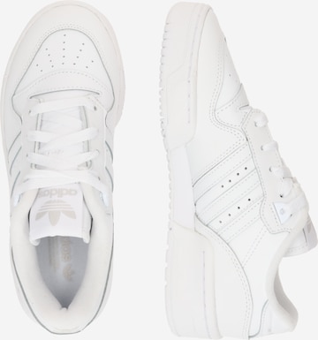 Sneaker 'Rivalry Low' di ADIDAS ORIGINALS in bianco