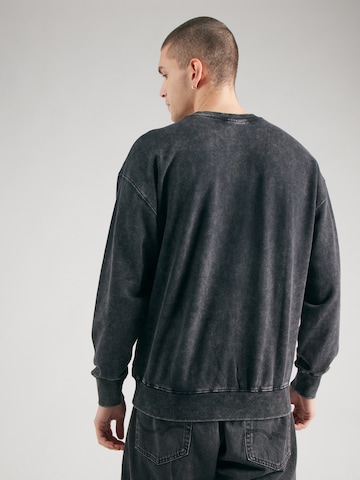 Volcom Sweatshirt 'BOB MOLLEMA' in Zwart