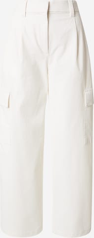 Pantalon cargo Calvin Klein Jeans en blanc : devant