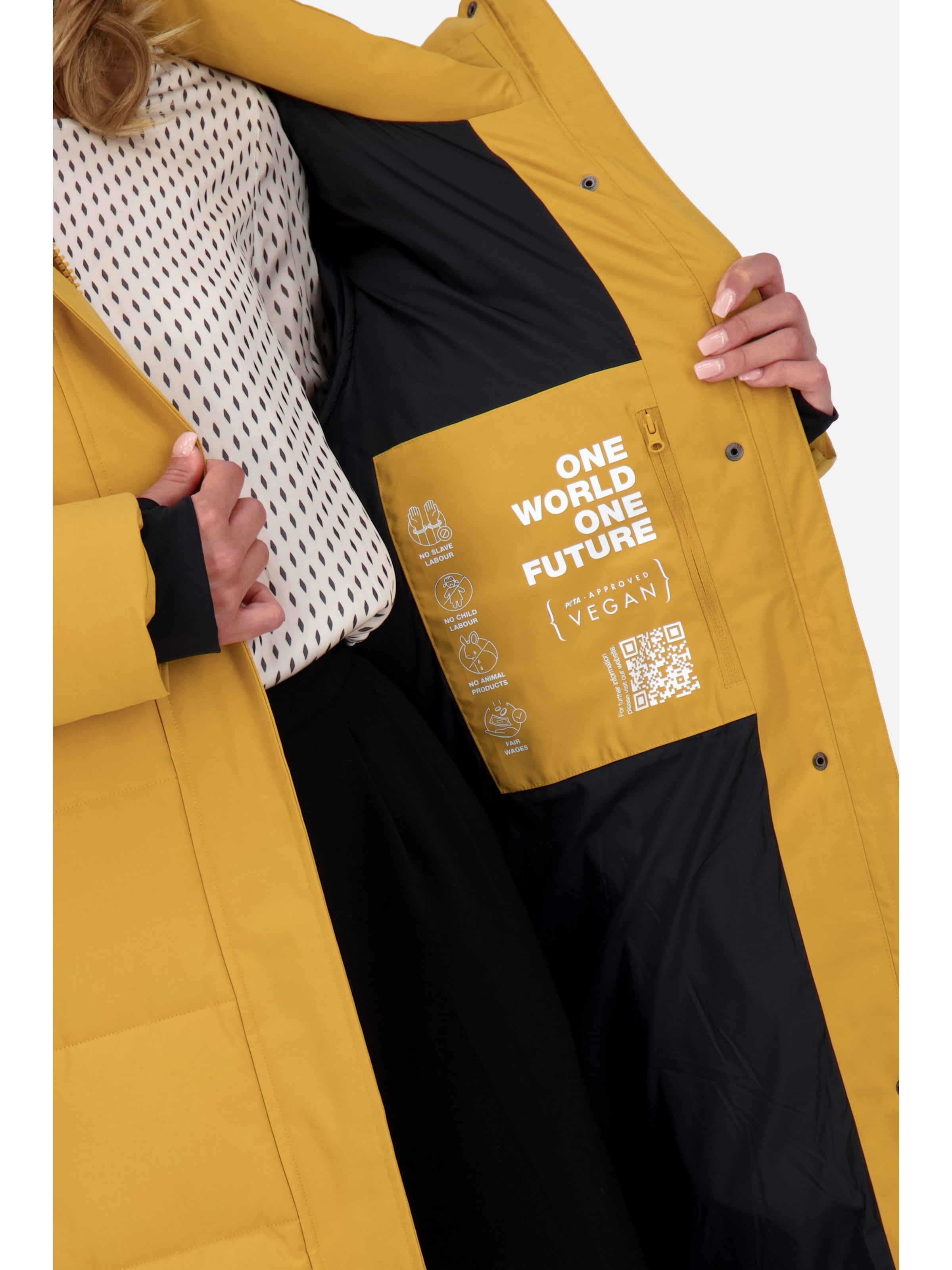 Cappotto invernale 'KatjaAK' di alife & kickin in giallo