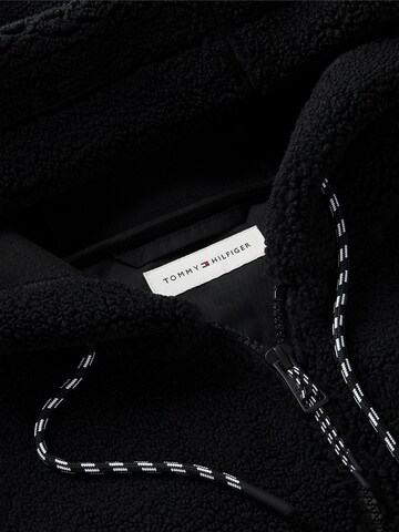 TOMMY HILFIGER Sweatjacke in Schwarz