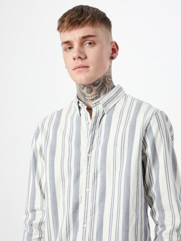 SCOTCH & SODA - Ajuste regular Camisa 'Essential' en beige