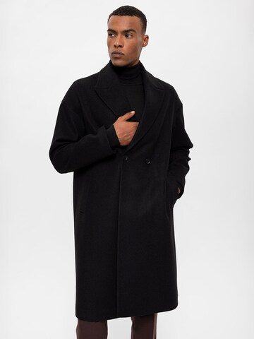 Antioch Between-seasons coat in Black