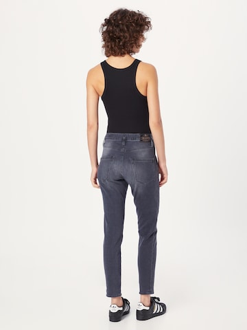 Herrlicher Regular Jeans 'Shyra' in Grey