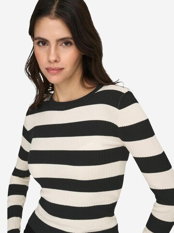 Pullover 'Jdyplum' di JDY in nero